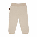 Deze mooie beige gebreide broekje komt uit de collectie Simply Nice Girl van Frogs and Dogs. De legging is effen van kleur en heeft een elastisch tailleband. De pijpjes zijn afgewerkt met een gebreid rufflerandje.