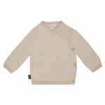 Dit mooie gebreide overslagshirtje met lange mouw is in de kleur beige en komt uit de collectie Simply Nice Girl van Frogs and Dogs. Het shirtje heeft een mooie overslag. De overslag heeft een gebreid rufflerandje. De boordjes zijn gebreid.