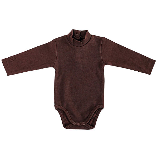 Dit mooie rompertje met turtleneck (col) in de kleur bruin komt uit de collectie van Mijs X Merlijn. Deze zeer stijlvolle turtleneck (col) romper met opstaande kraag heeft een drukker sluiting op de rug en aan de onderkant wat zeer handig voor het verschonen van de luier.