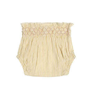 Deze lieve Bubble bloomer in de kleur Sheer Pink komt uit de All Collection Summer van Frogs and Dogs. De bloomer heeft de kleur Sheer Pink, een subtiele beige tint met een vleugje roze. De fijne gouden strepen, geweven met glinsterend gouddraad, geven het een sierlijke en feestelijke uitstraling. De elastische tailleband, gestikt met roze garen, zorgt voor een mooie pasvorm en biedt extra comfort.