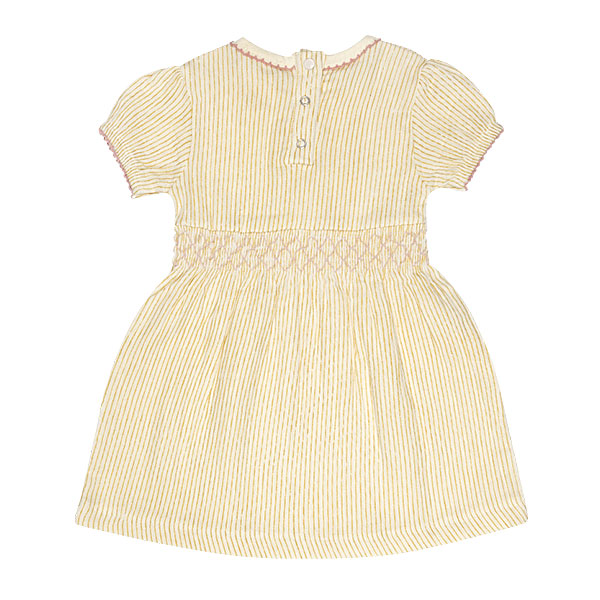 Dit prachtige Gold Glitter jurkje komt uit de All Collection van Frogs and Dogs en straalt pure elegantie uit. Het is uitgevoerd in de kleur Sheer Pink, een subtiele beige tint met een vleugje roze. De fijne gouden strepen, geweven met glinsterend gouddraad, geven het jurkje een sierlijke en feestelijke uitstraling.
