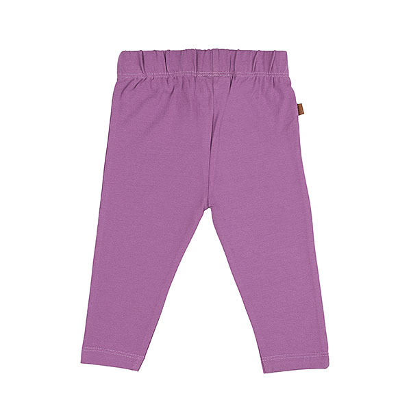 Deze schattige legging in de kleur Dusty Lavender komt uit de Summer Beautiful Hearts collectie van Frogs and Dogs. De legging heeft een comfortabele, elastische tailleband met een koordje in dezelfde kleur. Onderaan het pijpje is het logo subtiel gestikt – een stijlvol detail uit deze mooie collectie. De pijpjes zijn netjes afgewerkt met een zoom. Een ideale mix van stijl, comfort en zomerse flair!