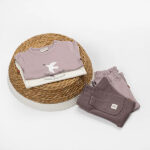 Frogs and Dogs babyshirt Jet Stream wit met vogelprint en tekst Follow Your Heart