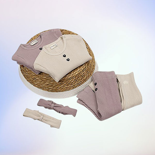 Frogs and Dogs rib babylegging & shirtje/romper Nirvana & Silver Gray met hartjesdetails