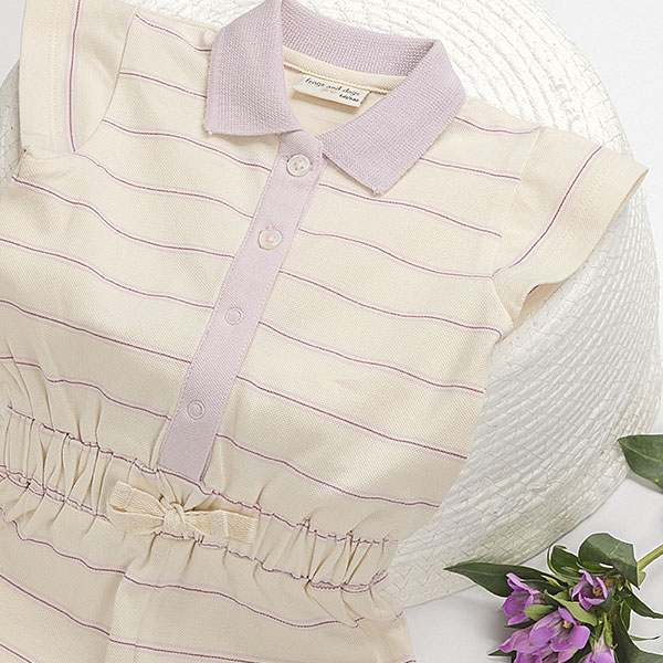 Frogs and Dogs baby & peuter zomerpakje crème met lila strepen, polokraag en elastische taille met striklint