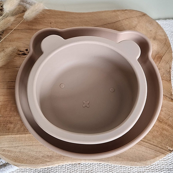 Siliconen borden voor baby en peuter van het merk Rammelaartje