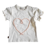 Frogs and Dogs babyshirt Beautiful Hearts crème met roze hartje – showmodel zomercollectie