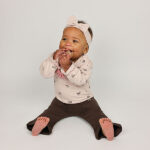 Frogs and Dogs baby & peutershirt Ballerina Sepia Rose met strikjesprint en ruffle mouwen