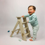 Frogs and Dogs baby & peuterbroek Nice Team White Alyssum Green met streepjes, zakken en Dino-logo