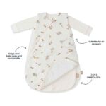Jollein 4-seizoenen slaapzak Riverside met eendjes, konijntjes en plantjes op een ivory achtergrond, afritsbare mouwen en dubbele laag.