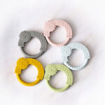 siliconen bijtring blauw grijs Interbaby met leeuwtje en structuurdetails