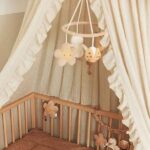 Jollein babymobiel van teddy met zonnetje, eendje en lieveheersbeestje in neutrale kleuren