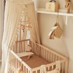 Jollein babymobiel van teddy met zonnetje, eendje en lieveheersbeestje in neutrale kleuren