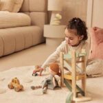 Jollein knuffelpop Amy fairy met blauw jurkje, geborduurde oogjes en zachte vleugels