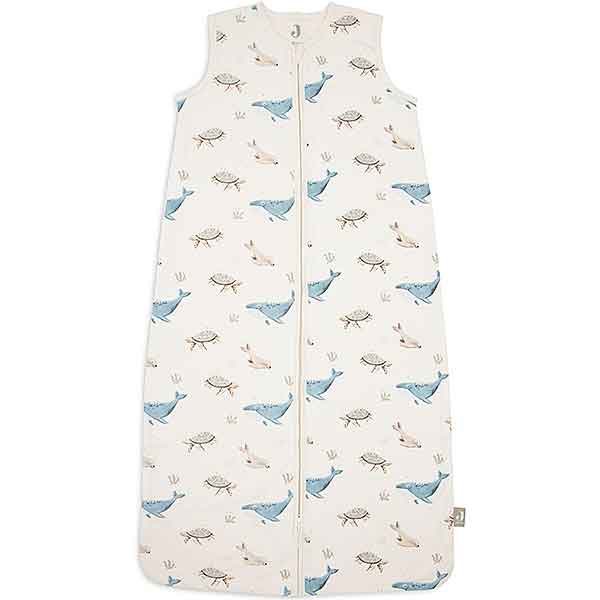 Jollein baby zomer slaapzak Deep Sea met walvissen, zeehondjes en schildpaddenprint, mouwloos Jersey slaapzakje in zomerse stijl.