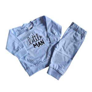 Baby pyjama Little Man van Little Adventure in blauwe kleur met lange mouwen en zachte comfortabele stof