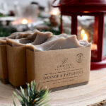 Handgemaakte Choice Orange and Patchouli zeep in kraft wikkel
