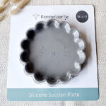 Grijsblauw siliconen leeuwenbord met zuignap van Rammelaartje