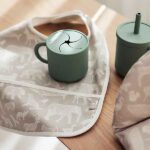 Waterproof baby slab Animals print olive green met klittenbandsluiting