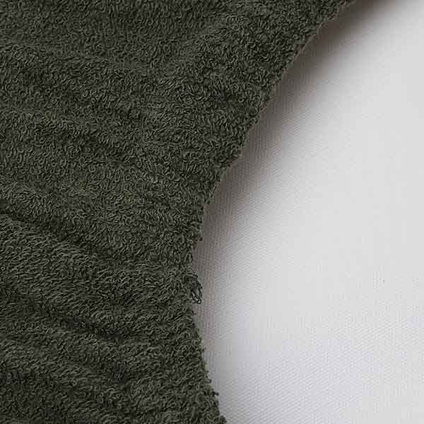 Badstof aankleedkussenhoes Leaf Green 50 x 70 cm met zachte absorberende stof en rustige groene uitstraling voor comfortabel verschonen