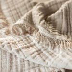 hydrofiele deken baby olive green met franje zacht katoen wiegdeken