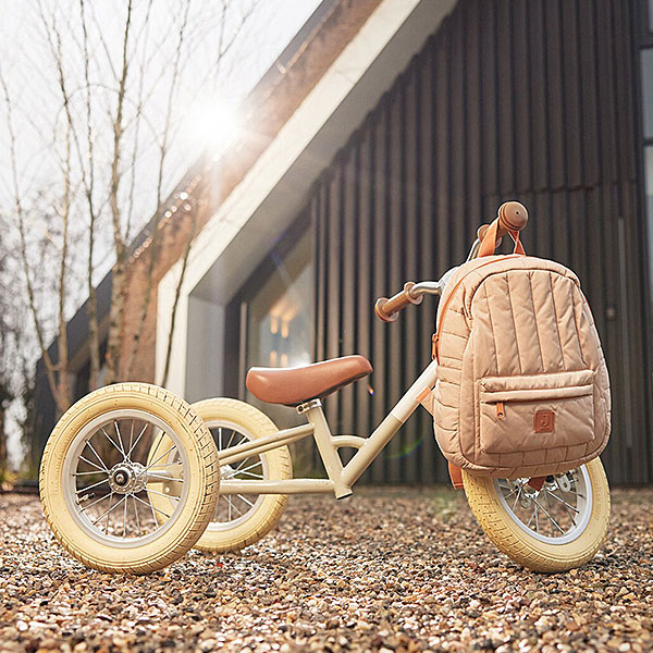 rugtas peuter puffed biscuit gewatteerd design kinderrugzak beige