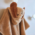 Badponcho for Diego the Dog van zachte badstof met hondenoortjes voor baby’s en peuters