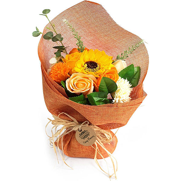 zeep bloemen boeket oranje luxe cadeau verpakking met badbloemen en rozen