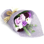 Zeepbloemen boeket lila. Luxe, heerlijk geurend en perfect voor in bad of als decoratie. Ideaal als origineel en stijlvol cadeau.