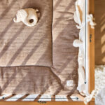 boxkleed cloudy rib milky coffee 75 x 95 cm ribstof teddy boxkleed