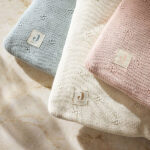boxkleed cosy knit wild rose 75 x 95 cm roze gebreid baby boxkleed
