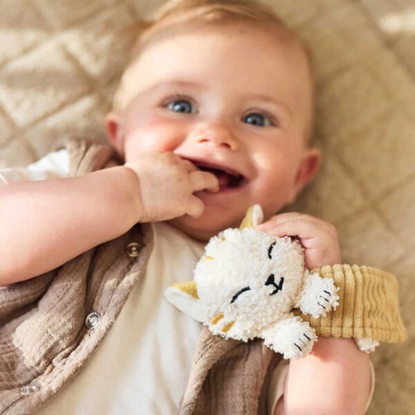 Polsrammelaar Charlie the Cat uit de Tiny Park collectie van Jollein voor baby's