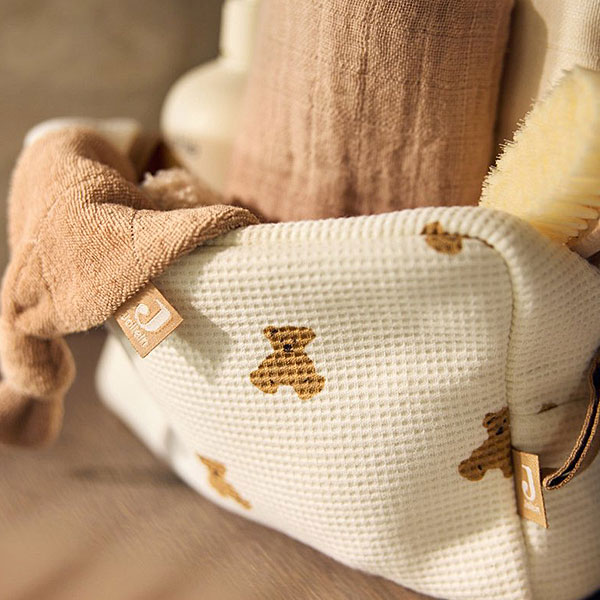 Jollein etui Mini Teddy Bear met kleine teddybeer print op lichte ondergrond voor babyaccessoires en verzorgingsspullen