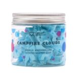 Campfire Clouds Slagroomzeep 120g met romig opgeklopt schuim en een warme geur van vanille en marshmallow.