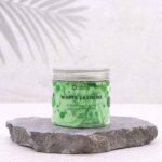 Kruisbes & Witte Thee Slagroomzeep 120g met romig opgeklopt schuim en een frisse geur van kruisbes en witte thee.